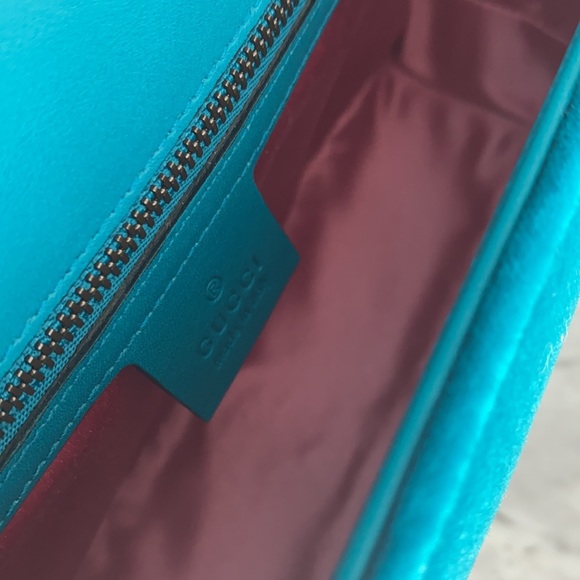 $1500 Gucci GG Marmont velvet bag - Picture 7 of 10